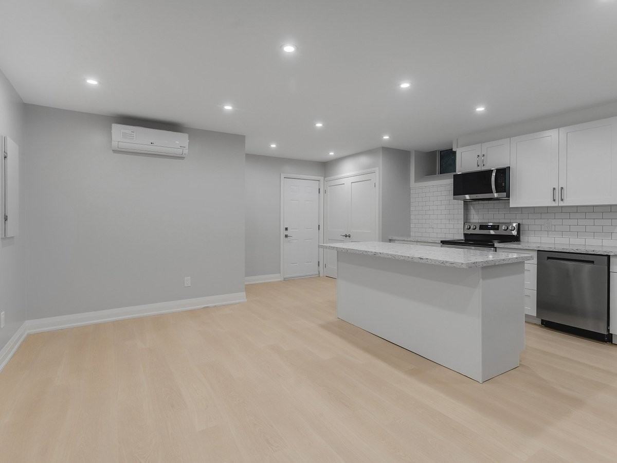 543 Roxton Rd - Photo 3 of 7