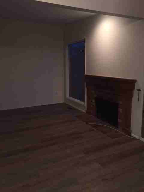 130 12 Ave Ne - Photo 5 of 11