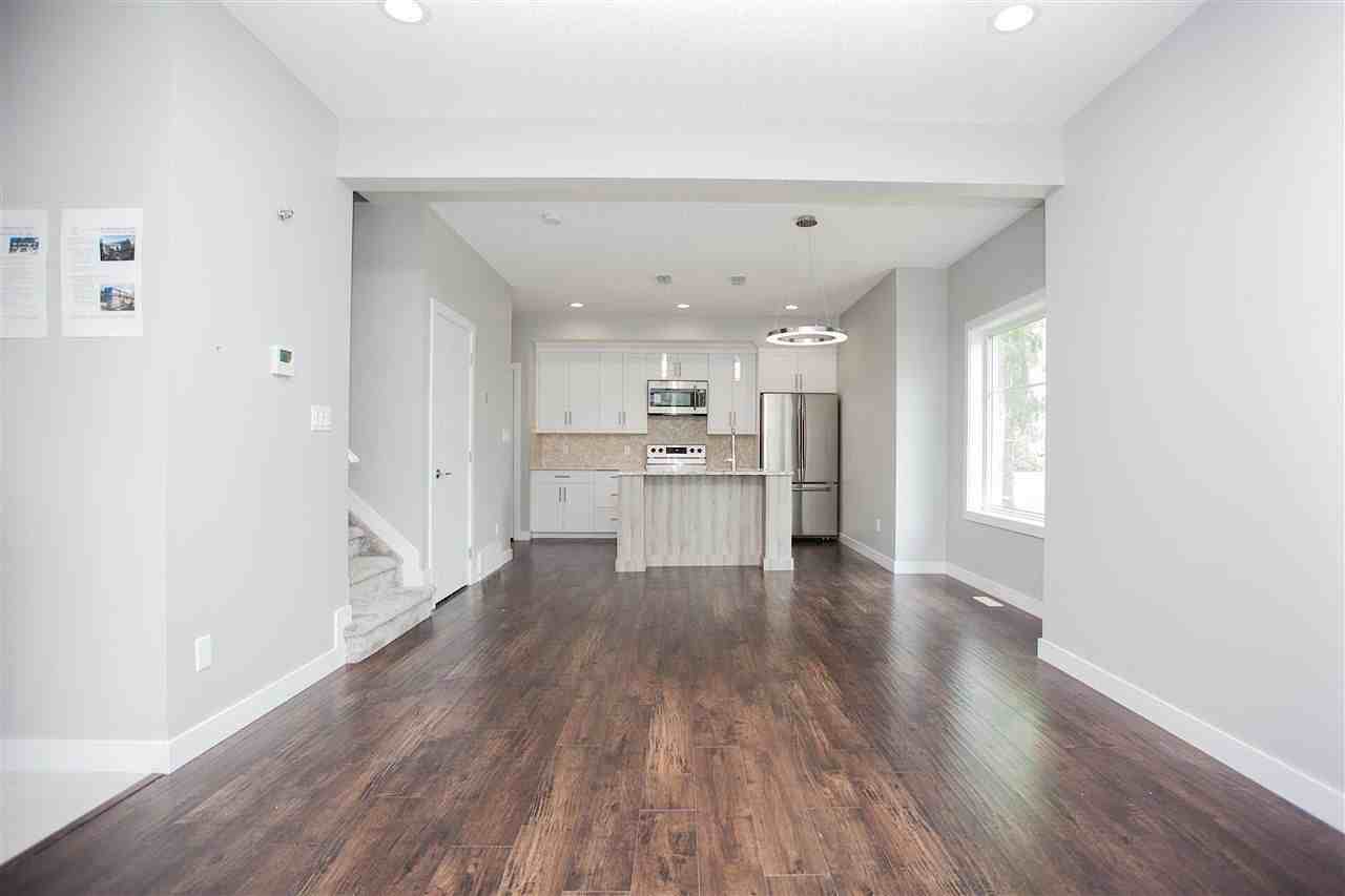12210 122 St Nw - Photo 5 of 9