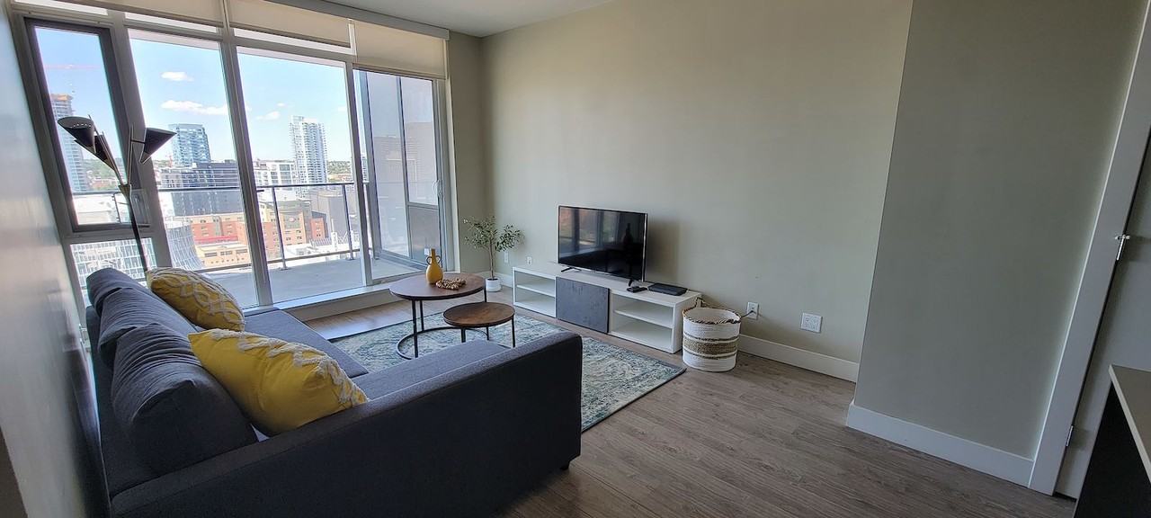 1122 3 Street Se - Photo 4 of 13