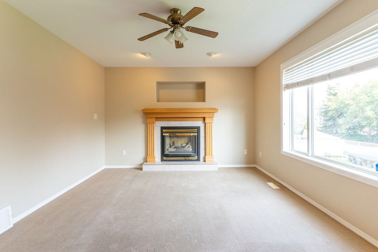 5115 152a Ave Nw - Photo 7 of 24