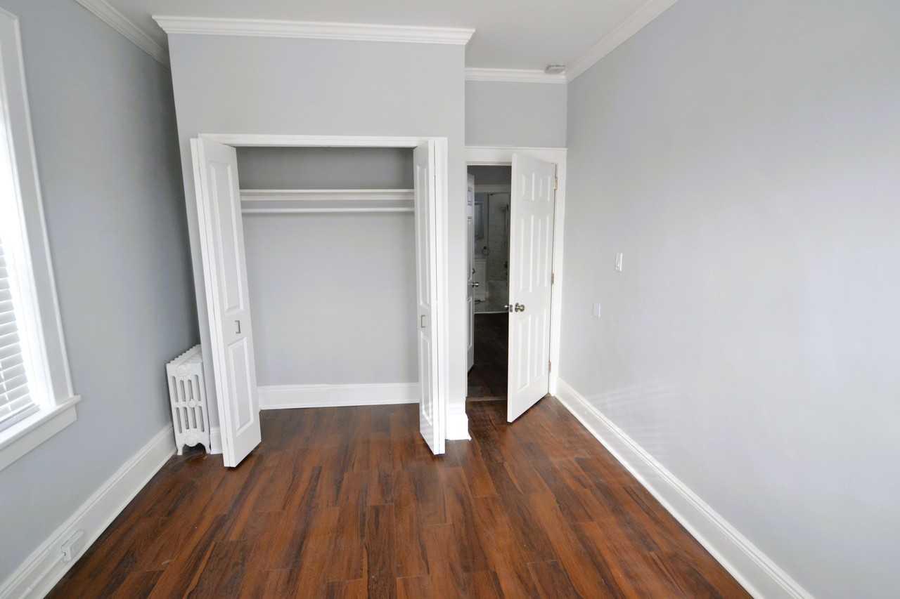 56 Hobart Place #5 - Photo 6 of 8