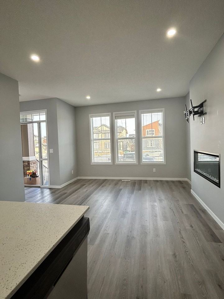 Dawson Dr - Photo 6 of 23