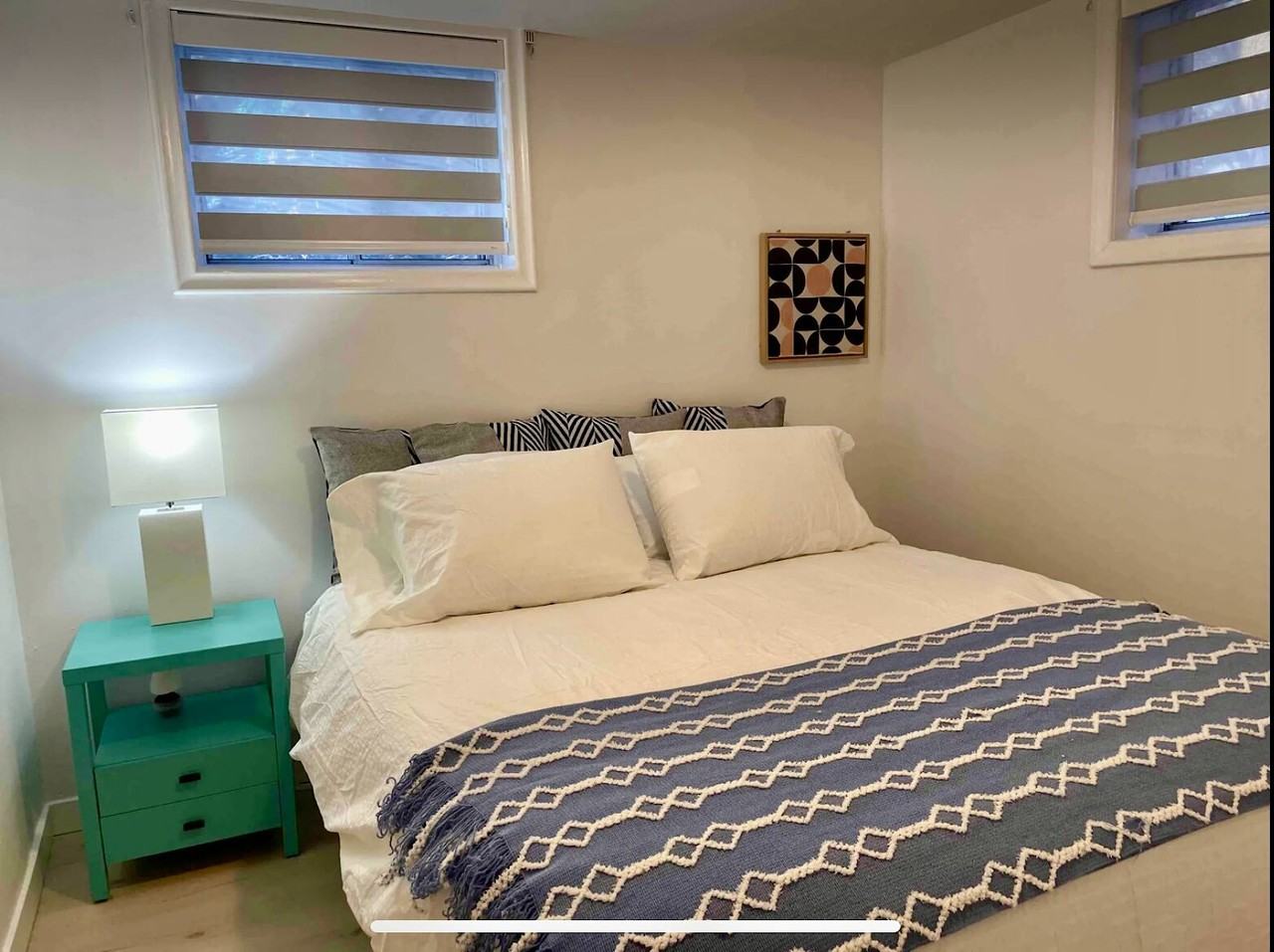 908 36 St Nw - Photo 2 of 14