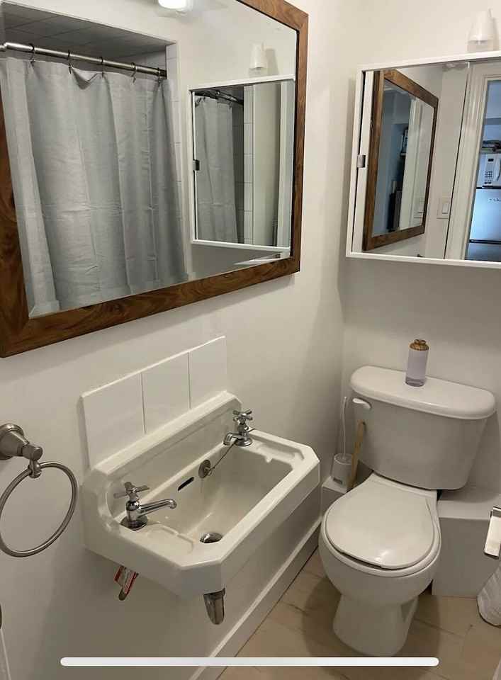 908 36 St Nw - Photo 7 of 14
