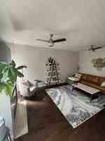 featured image of 248 - 248 20 Avenue Northeast