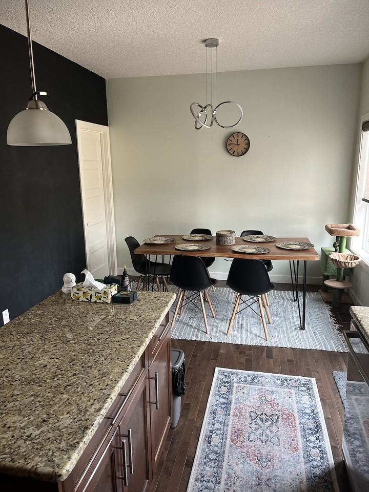 248 - 248 20 Avenue Northeast - Photo 3 of 19