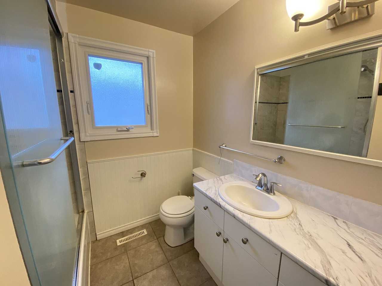 10932 38 Ave Nw - Photo 7 of 14