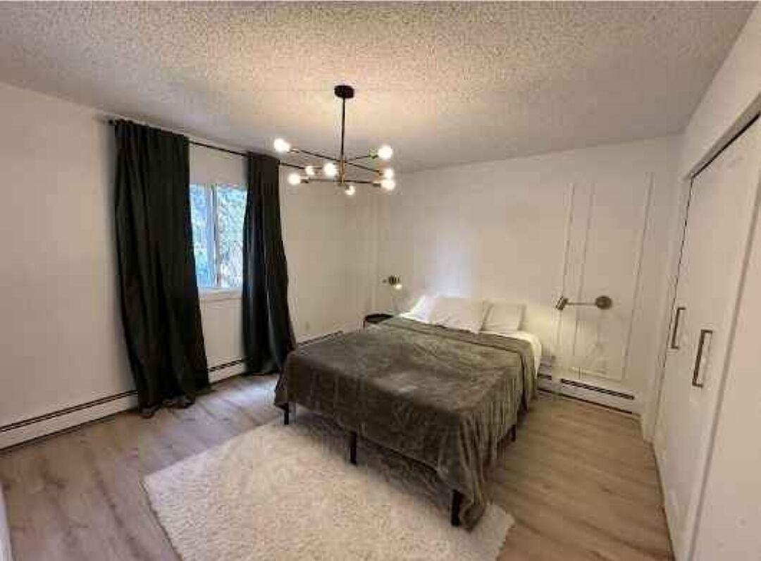 1331 15 Ave Sw - Photo 5 of 9