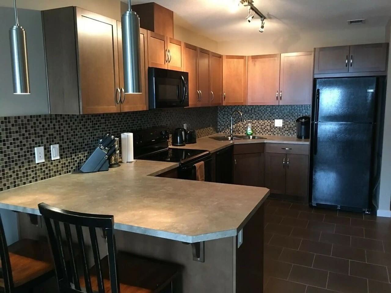 1320 1 St Se - Photo 3 of 10