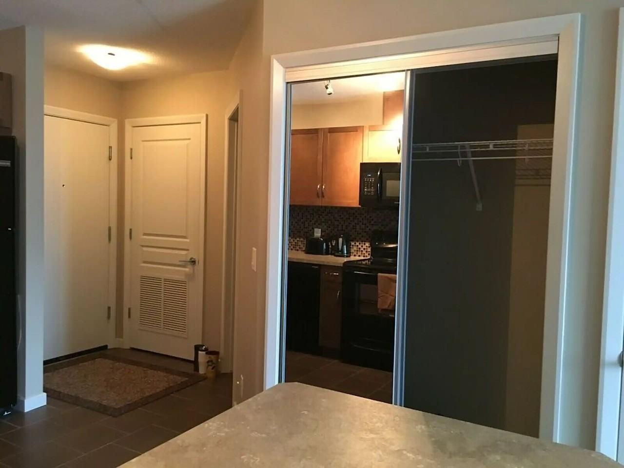 1320 1 St Se - Photo 7 of 10