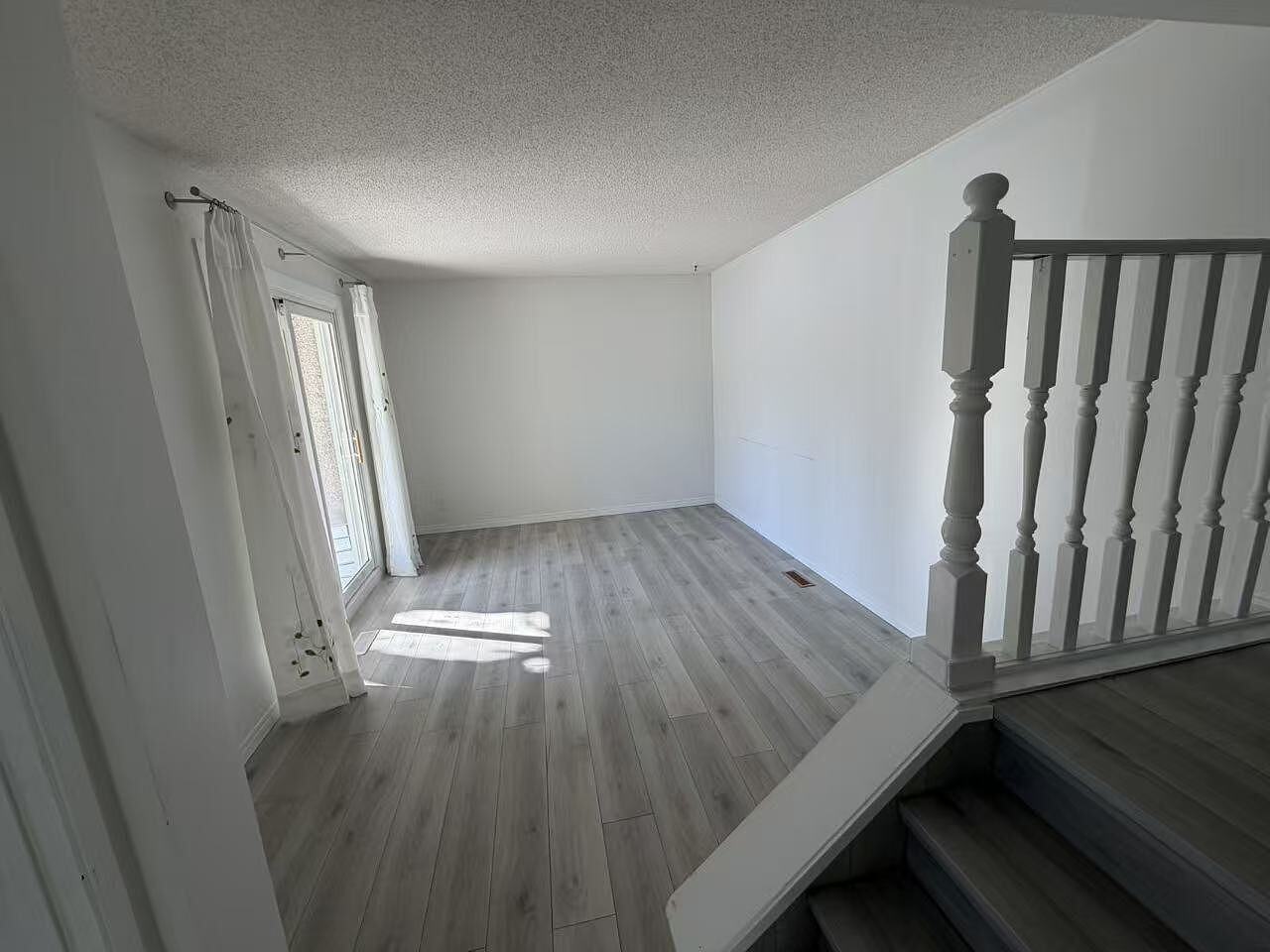 211 Kaskitayo Crt Nw - Photo 4 of 18