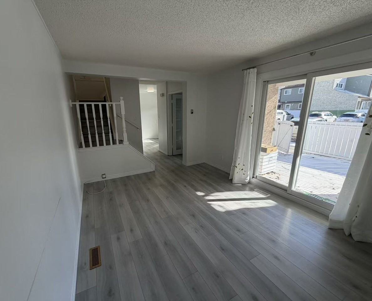 211 Kaskitayo Crt Nw - Photo 5 of 18