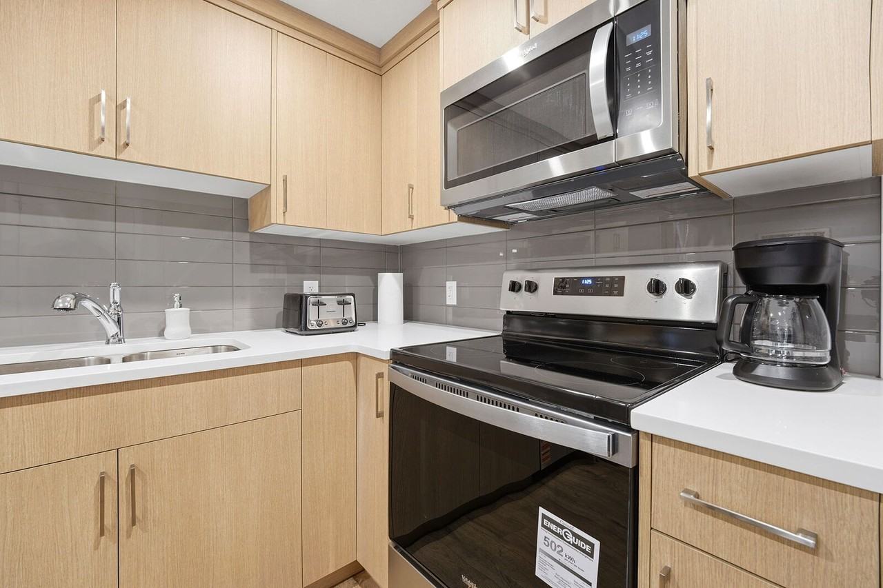 11 Herron Rise Ne - Photo 2 of 15