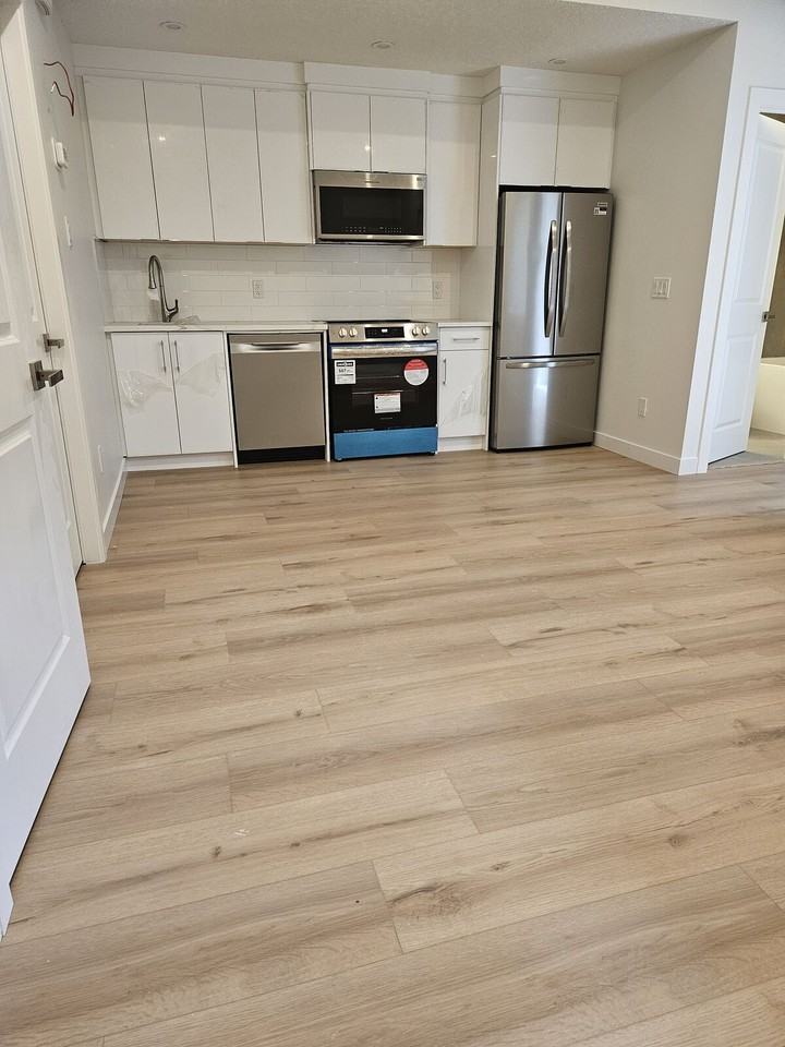 1936 35 St Sw - Photo 4 of 18