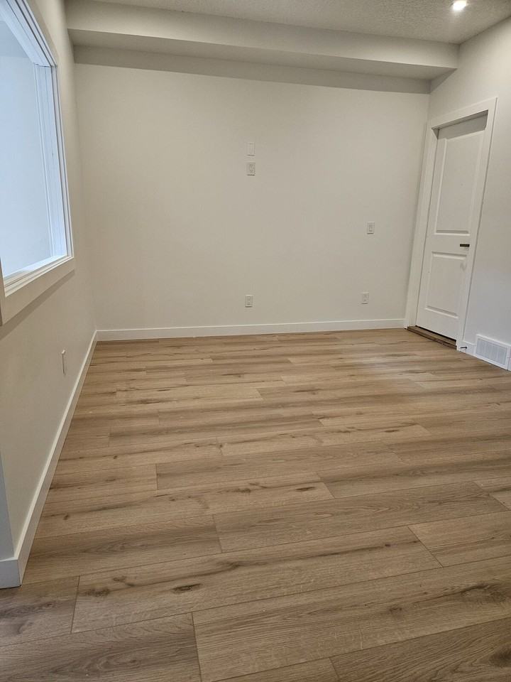 1936 35 St Sw - Photo 5 of 18