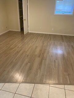 3307B 15 St Sw - Photo 2 of 7