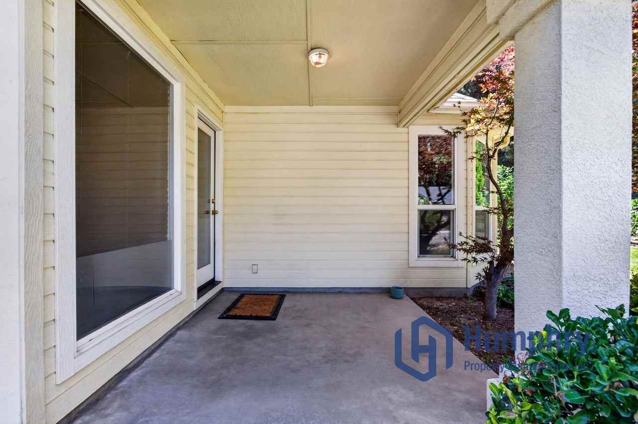 1948 E Cypress Point Dr - Photo 7 of 44