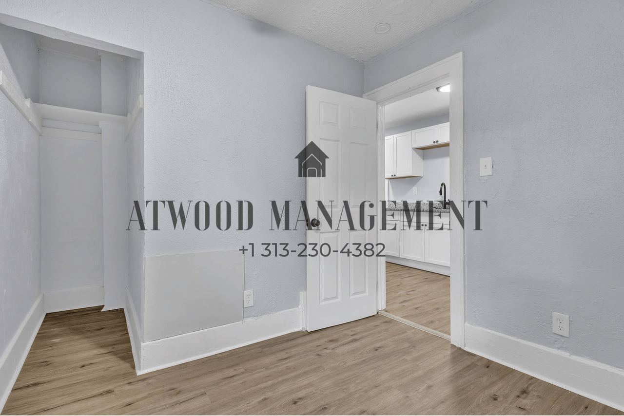 15811 Trinity St - Photo 7 of 16