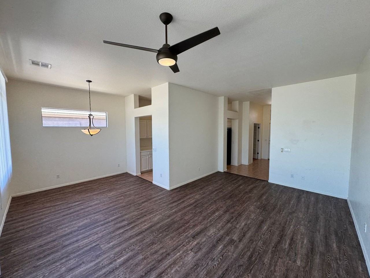4709 E Prickly Pear Trl - Photo 2 of 22