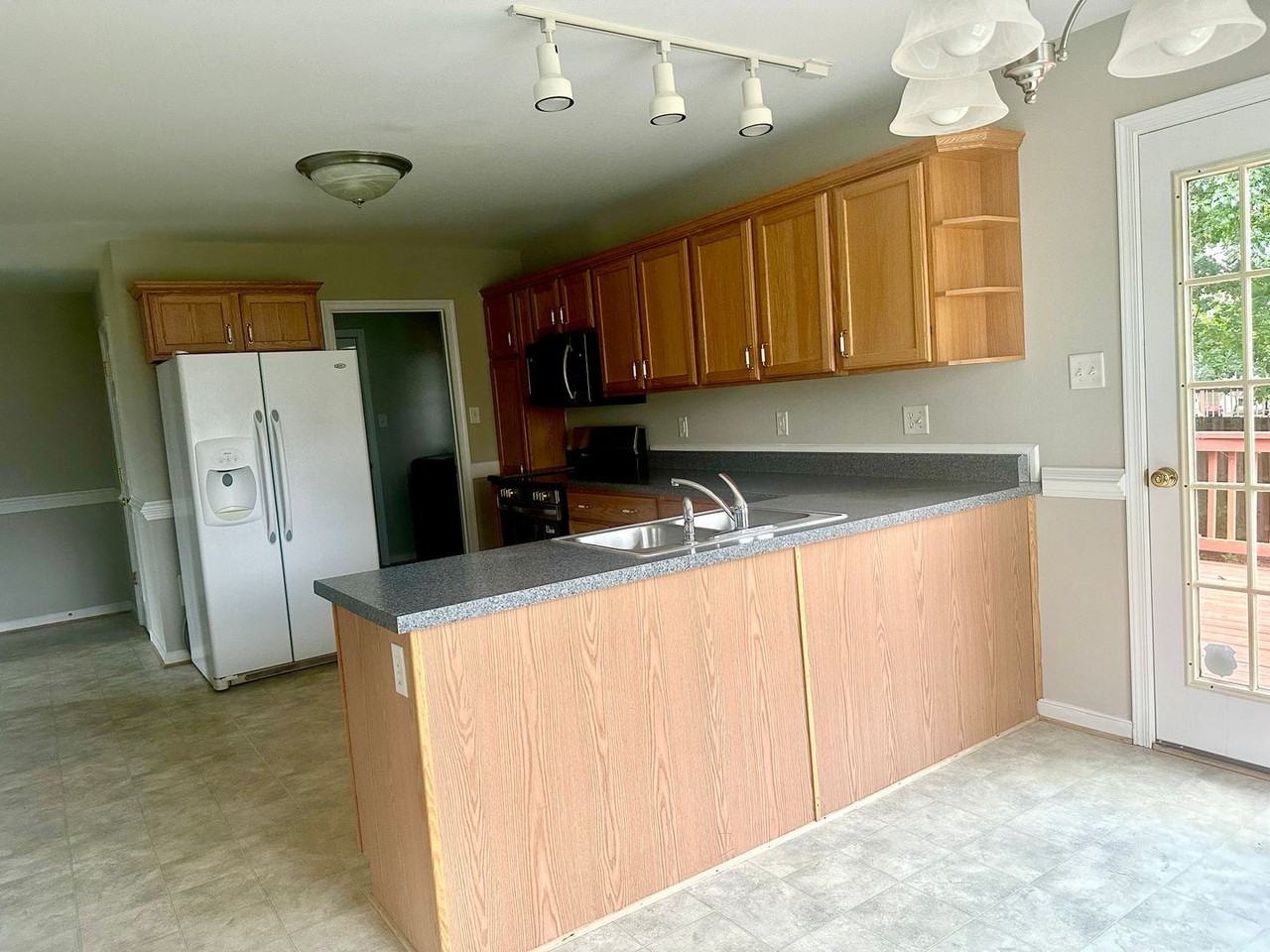 15713 Winding Ash Dr - Photo 5 of 13
