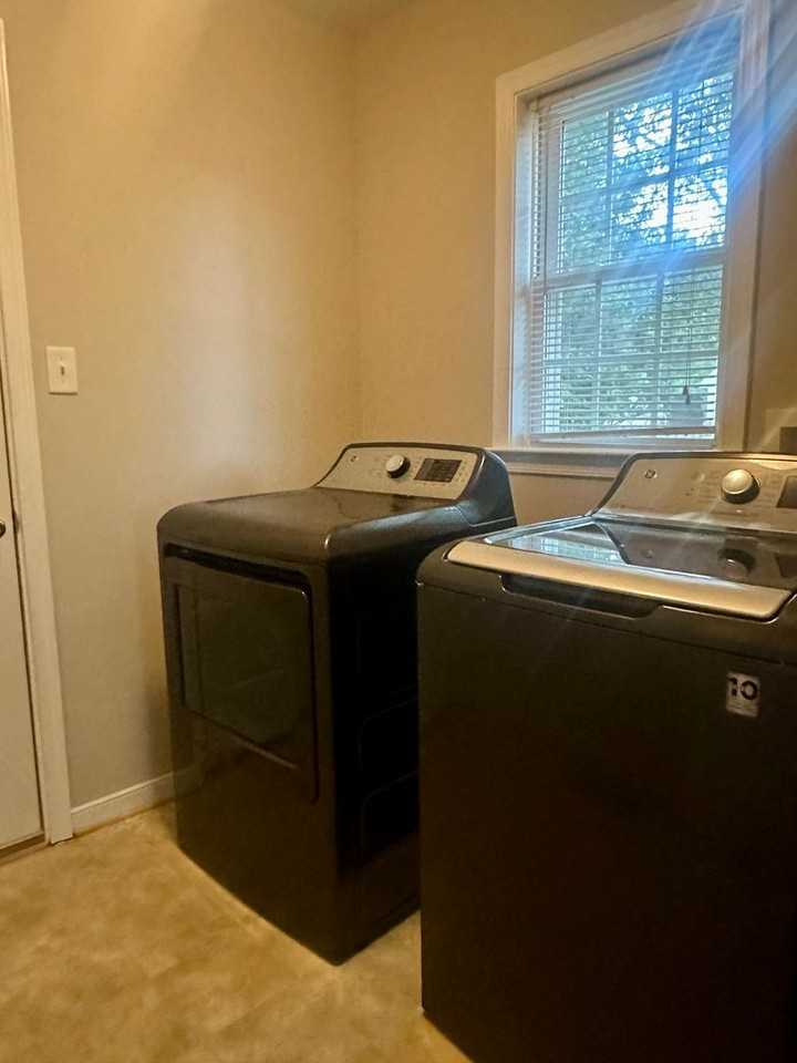 15713 Winding Ash Dr - Photo 7 of 13