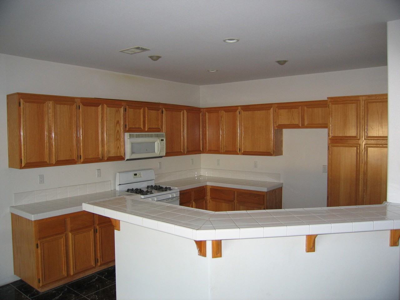 22488 Sassafras St - Photo 2 of 5