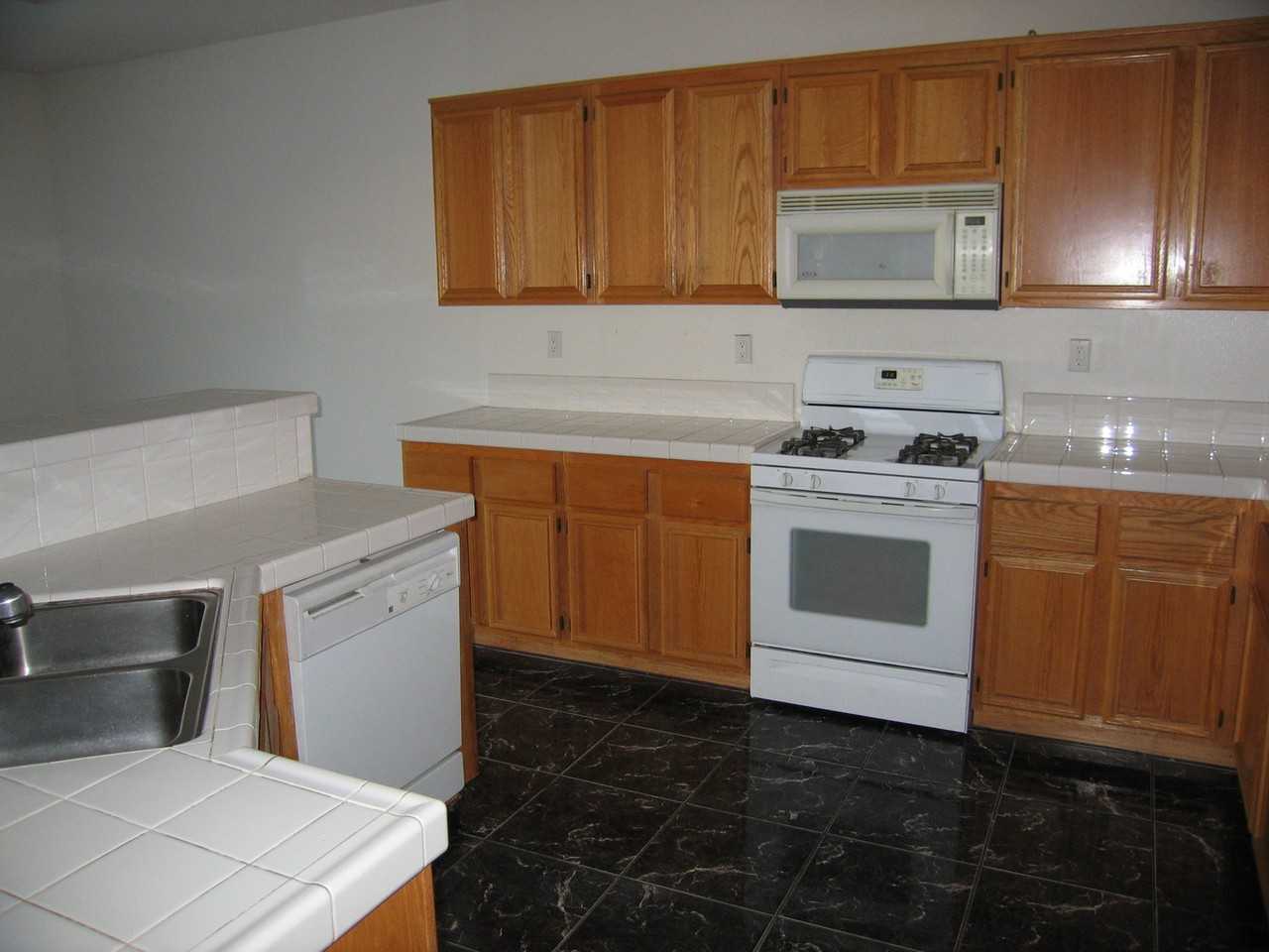 22488 Sassafras St - Photo 3 of 5