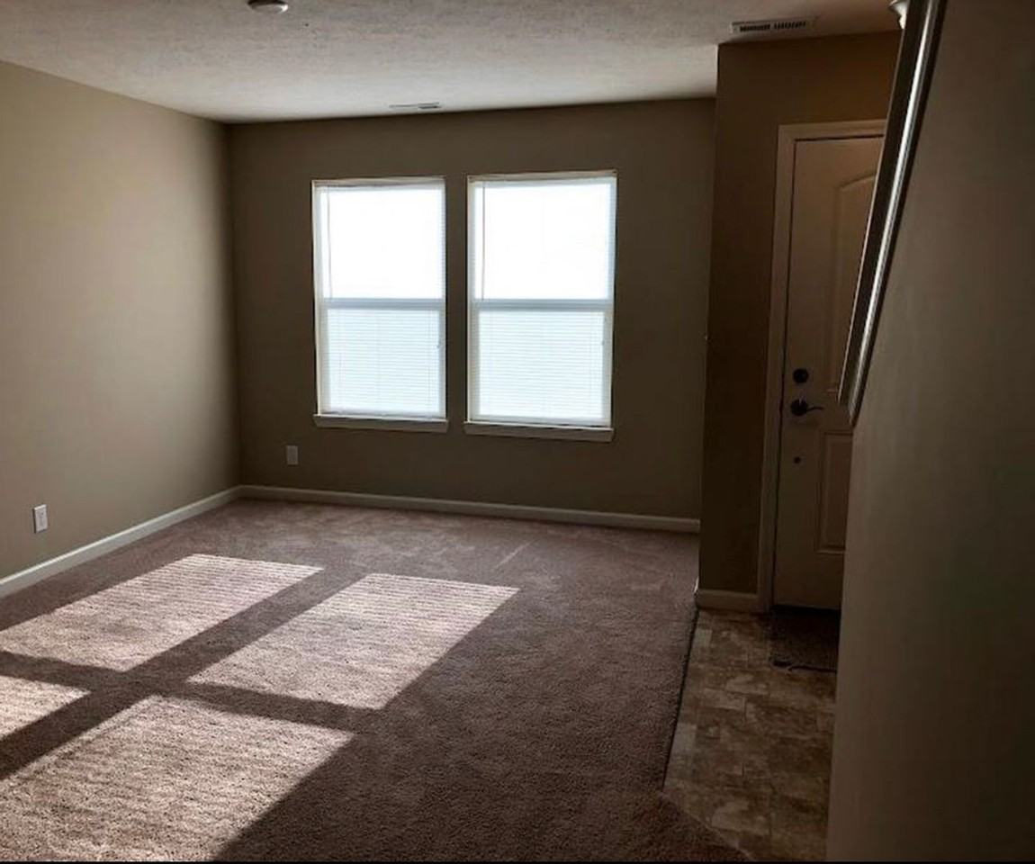 3303 Osborne Dr - Photo 2 of 5