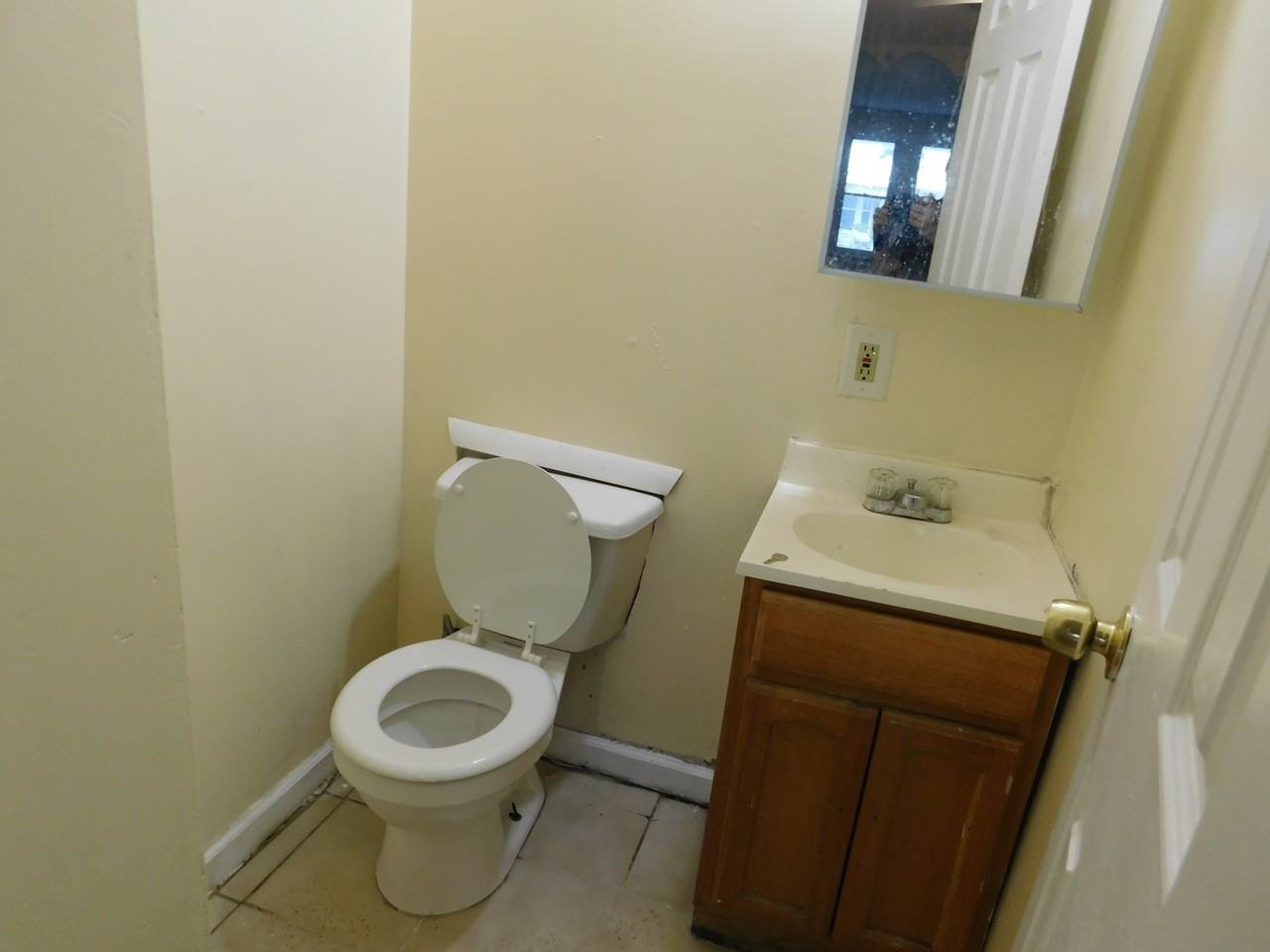 5341 Hadfield St - Photo 3 of 22