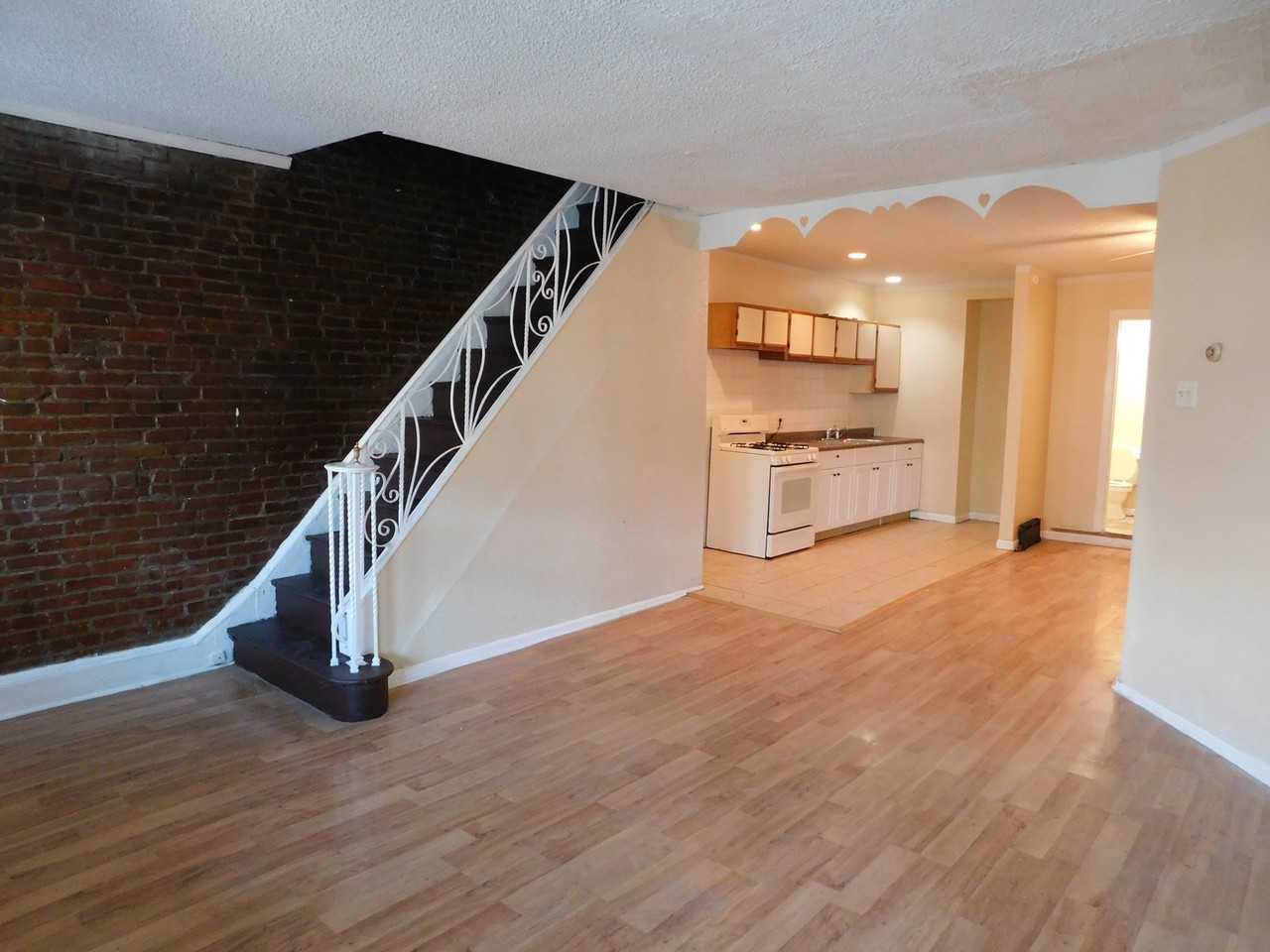 5341 Hadfield St - Photo 4 of 22