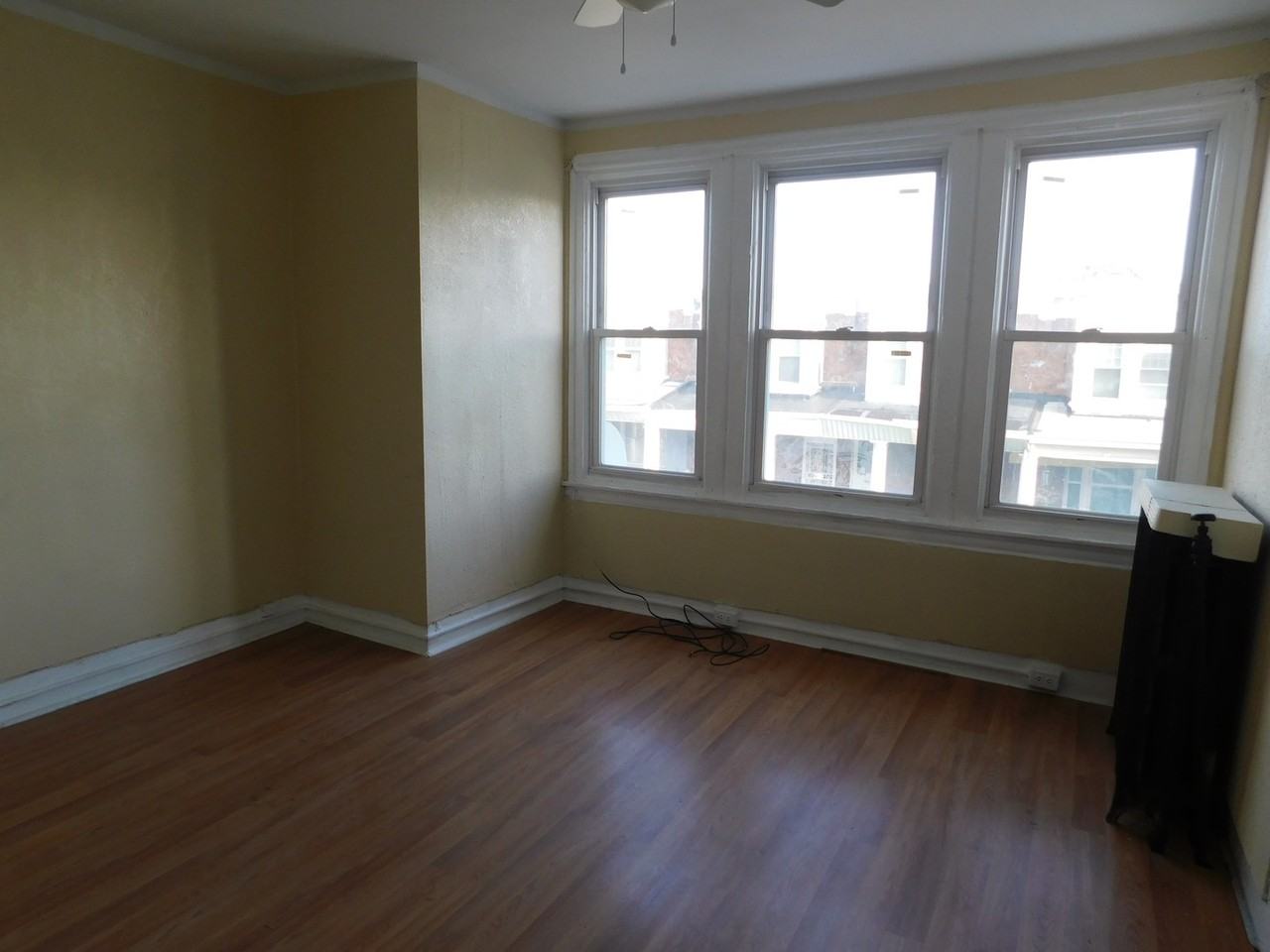 5341 Hadfield St - Photo 5 of 22