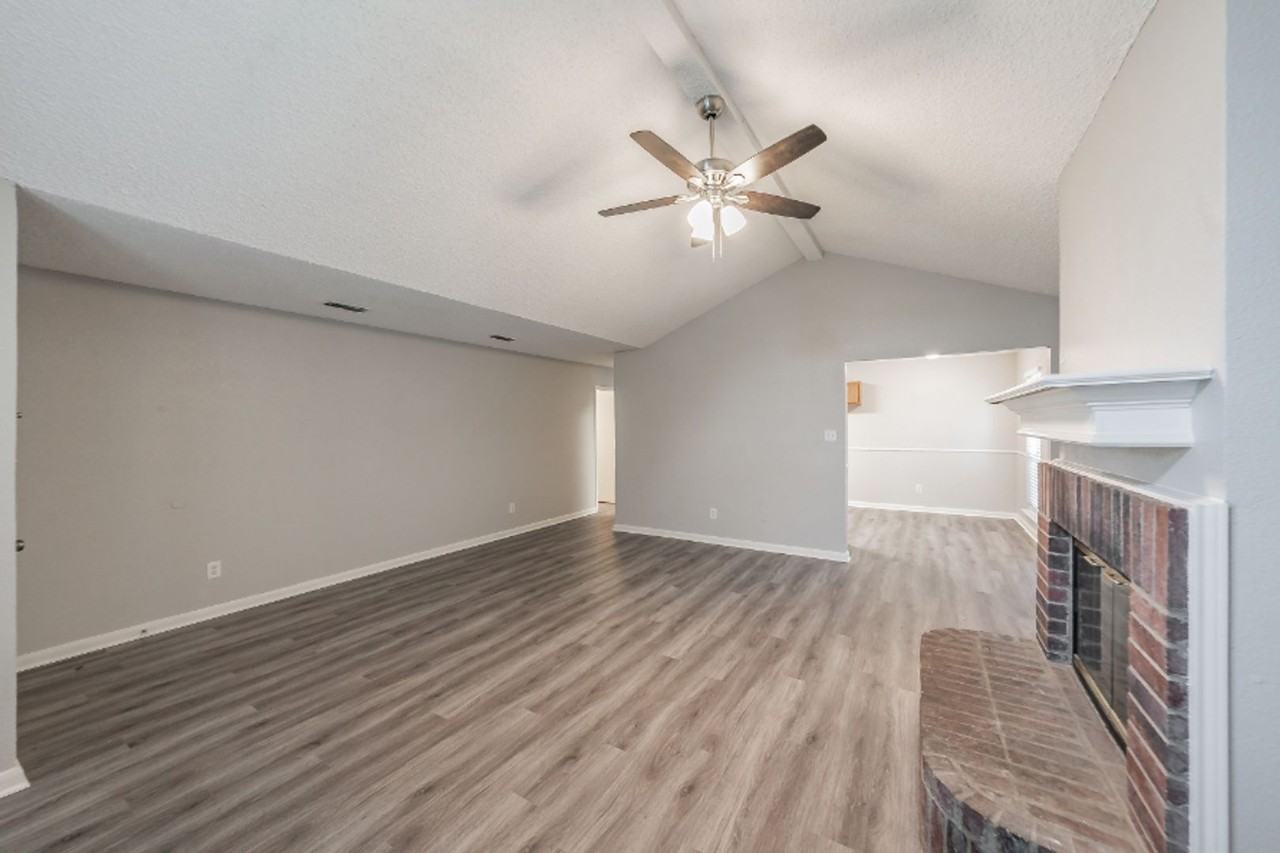 8125 Rambler Rose St - Photo 7 of 37