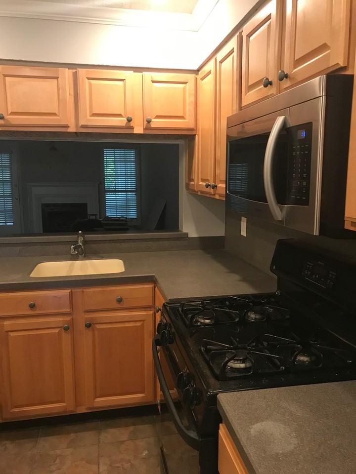 2952 Aspen Woods Entry - Photo 6 of 20