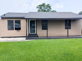 3130 29th St - Photo 1 of 1