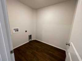 featured image of 112 Pin Oak Dr