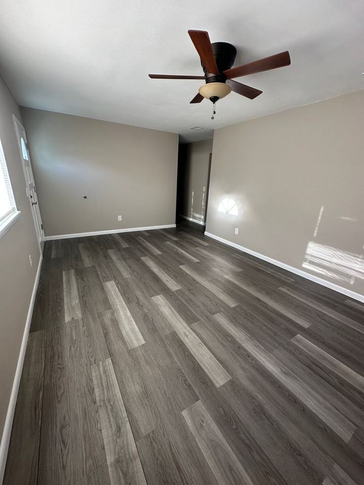 318 Wallington Rd - Photo 3 of 15