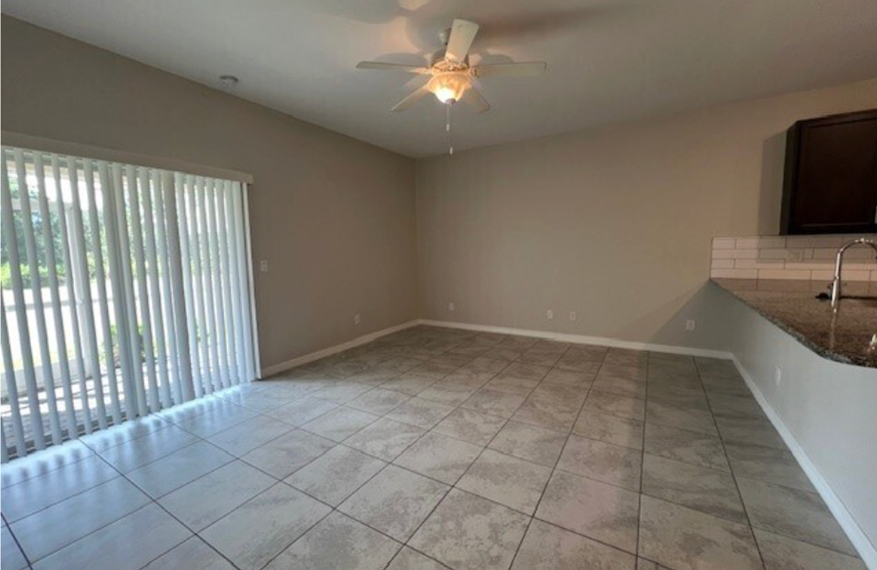 1039 San Cristobal Ave - Photo 6 of 17