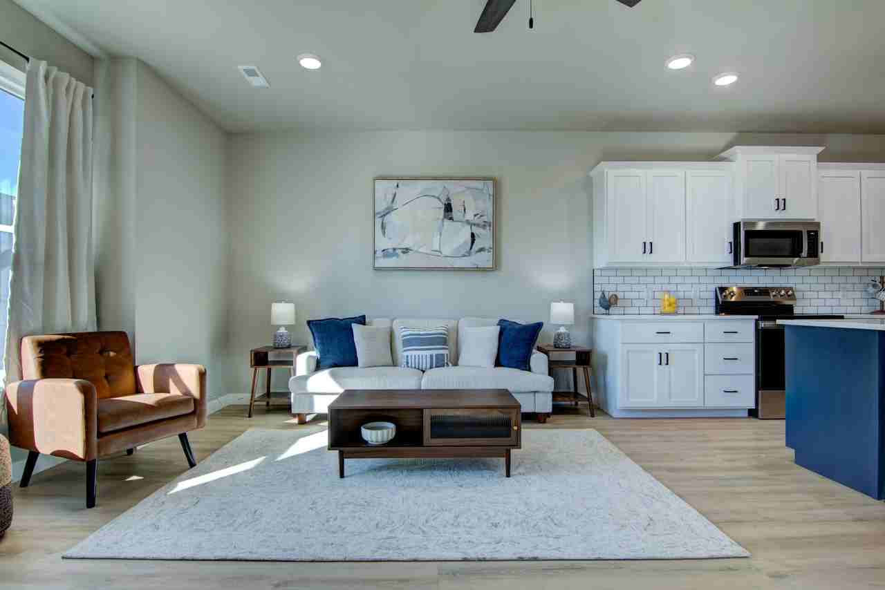 2529 Otter Tail Way - Photo 5 of 33