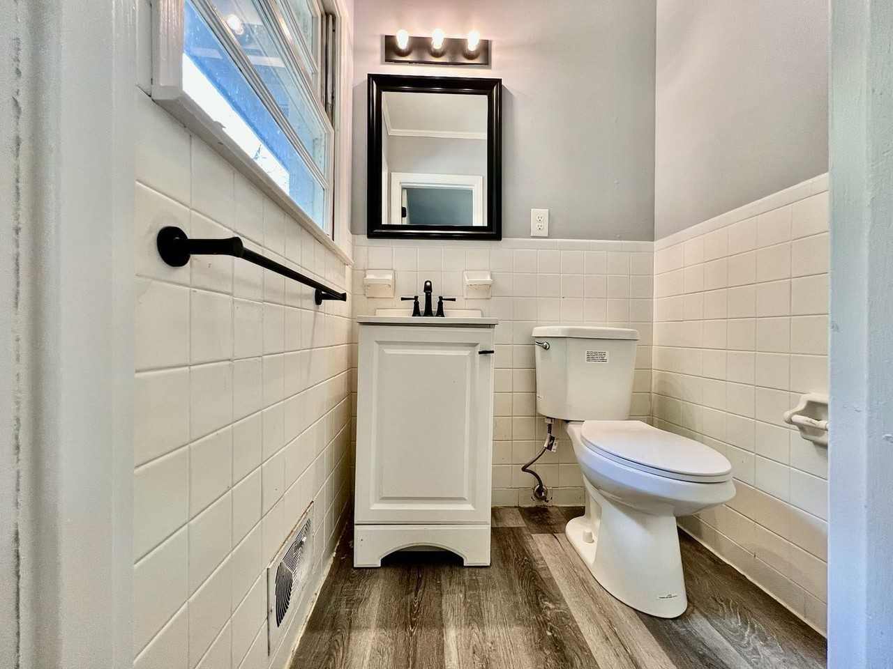 2901 Skyline Rd - Photo 5 of 10