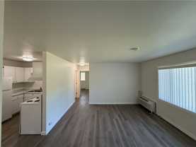 1710 La Crescent St - Photo 1 of 1