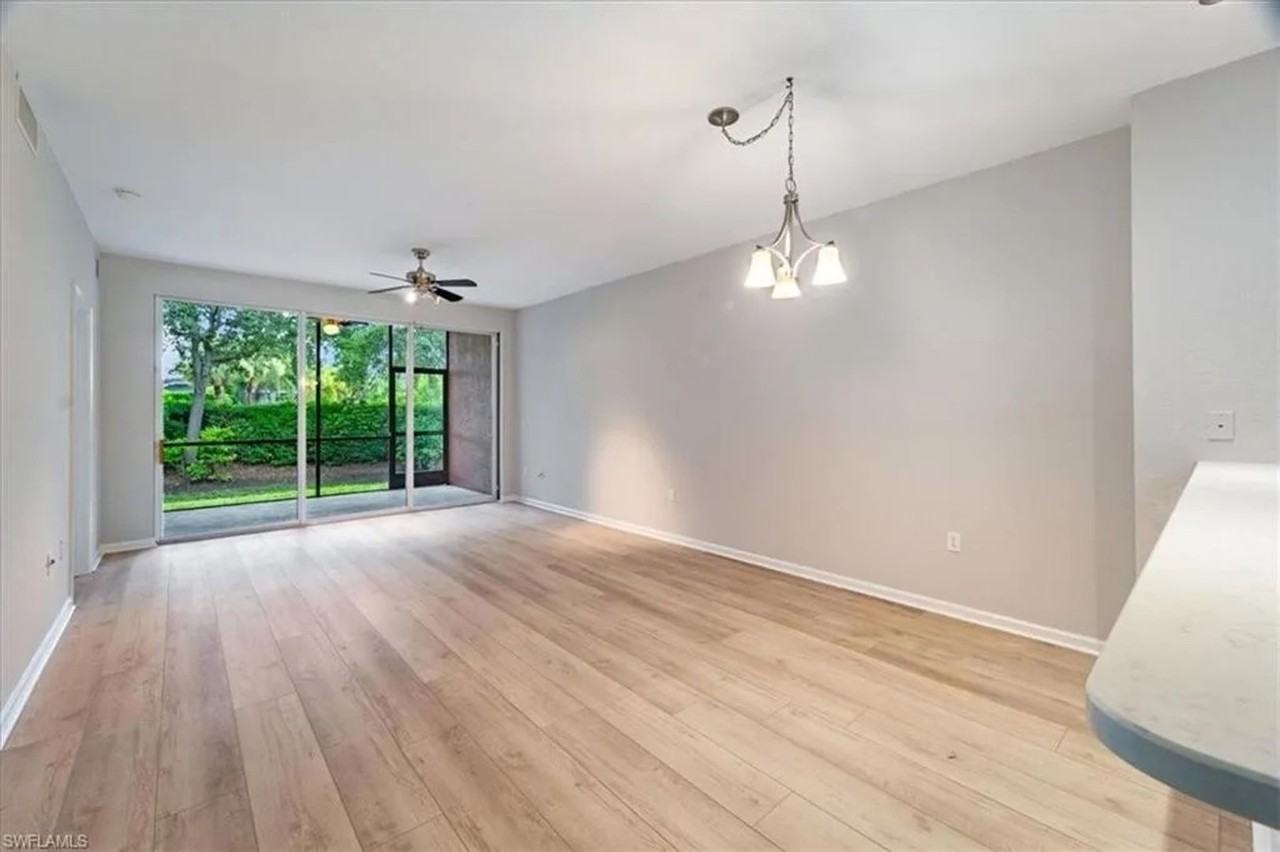 10044 Heather Ln - Photo 4 of 7