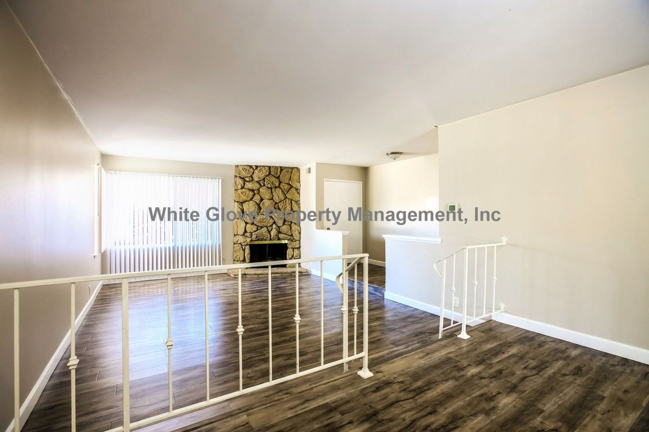 9361 Bevan Ave - Photo 4 of 17