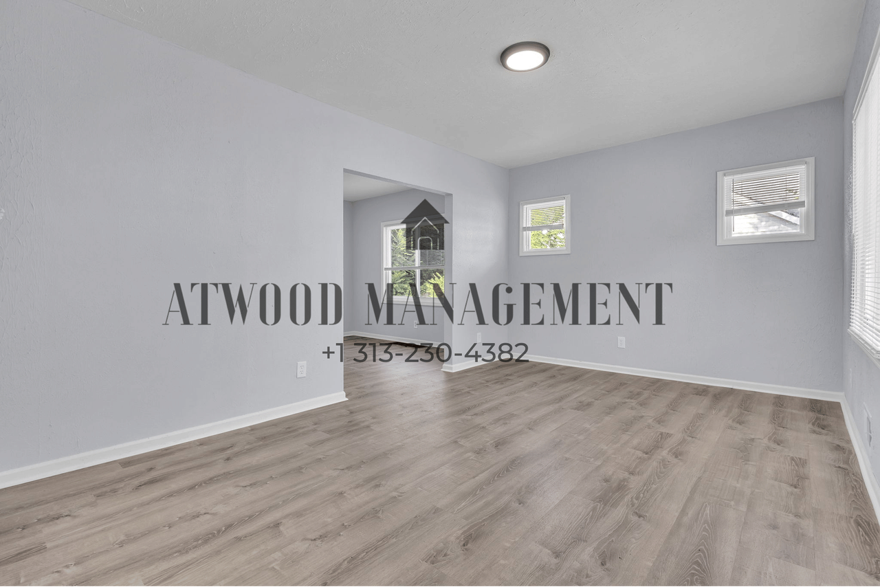 21345 Bennett St - Photo 4 of 18