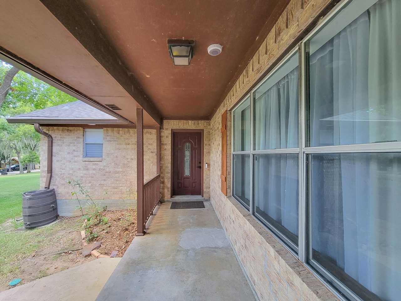 10282 Valley Dr S - Photo 4 of 40