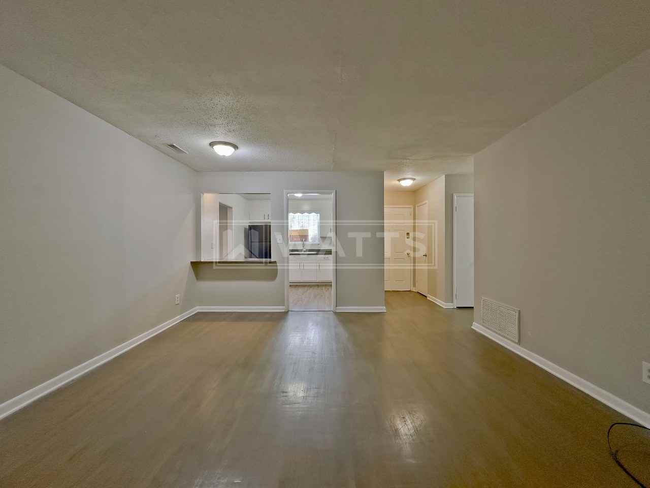 1400 Freda Dr - Photo 4 of 19