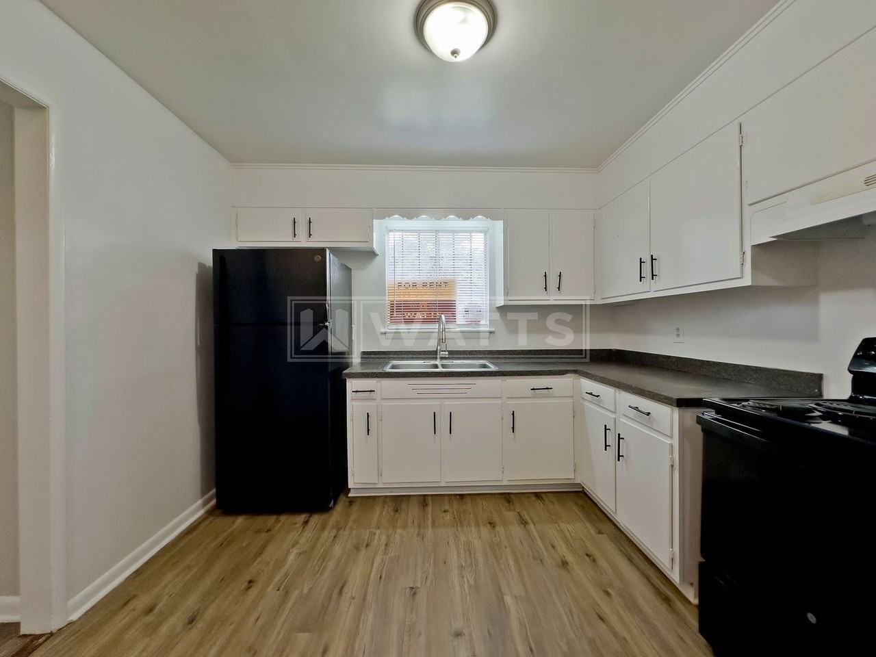 1400 Freda Dr - Photo 7 of 19