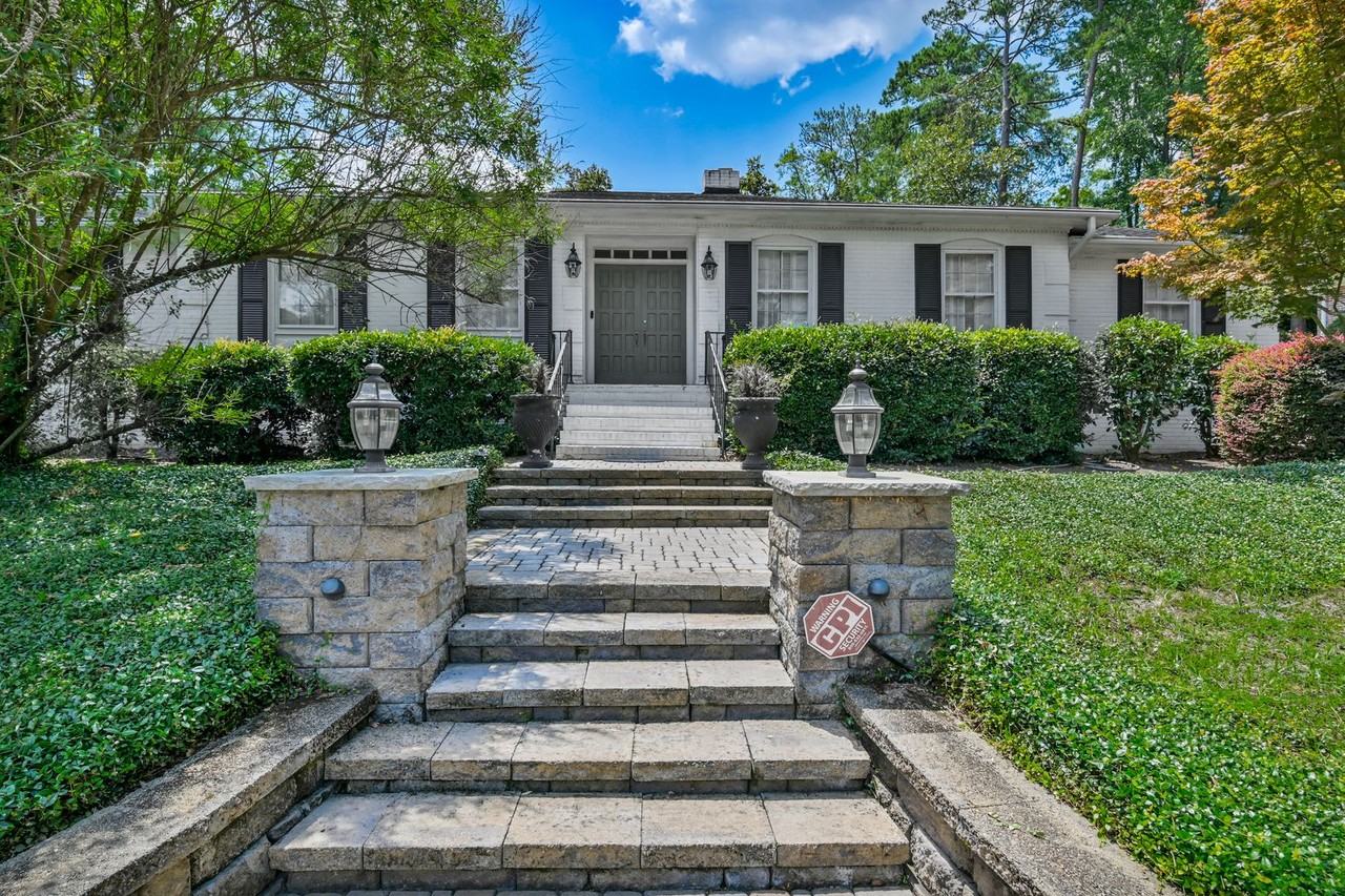 1 Leconte Ct - Photo 2 of 30