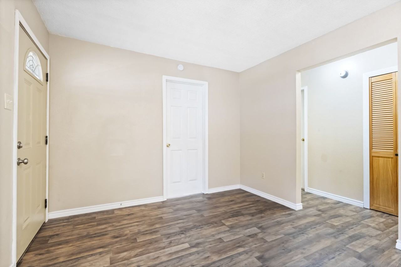 186 Black Bass Rd - Photo 7 of 25