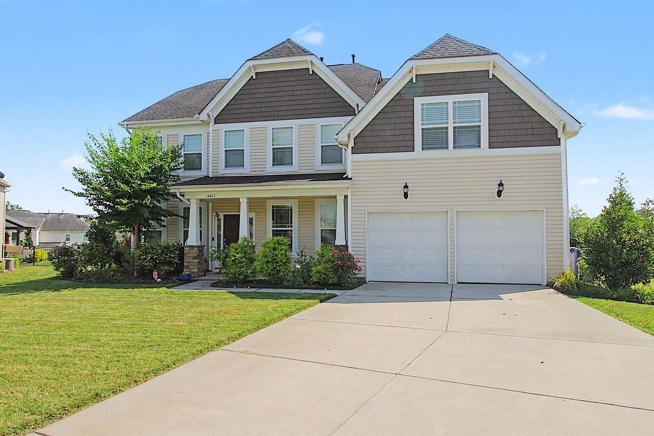 4463 Sourwood Ct - Photo 2 of 4